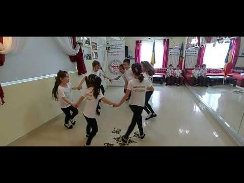 Cursuri dans popular pentru copii, bucuresti, sector 4 Sarba Studentilor la scoala Bucuria.